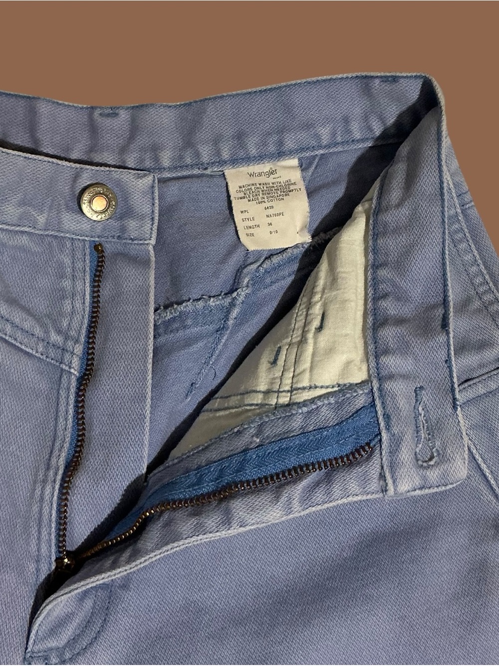 Vintage Wrangler High Rise Periwinkle Cutoff Shorts Raw Hem - Picture 6 of 6